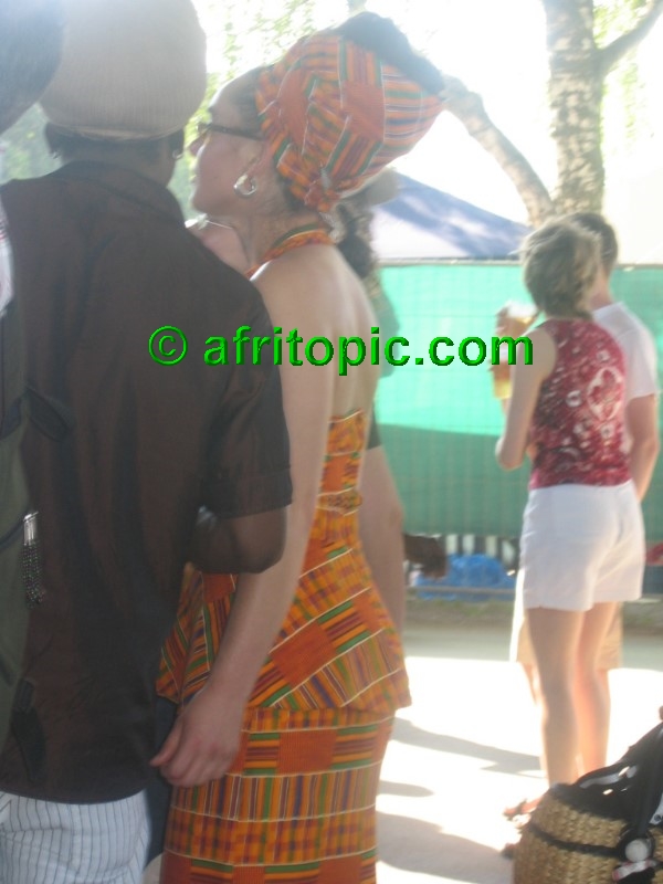 ../Images/AfricaFestival-28-29May05 156.jpg